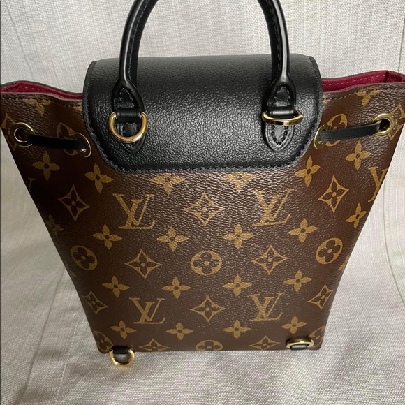Louis Vuitton Montsouris bb - Picture 2 of 7